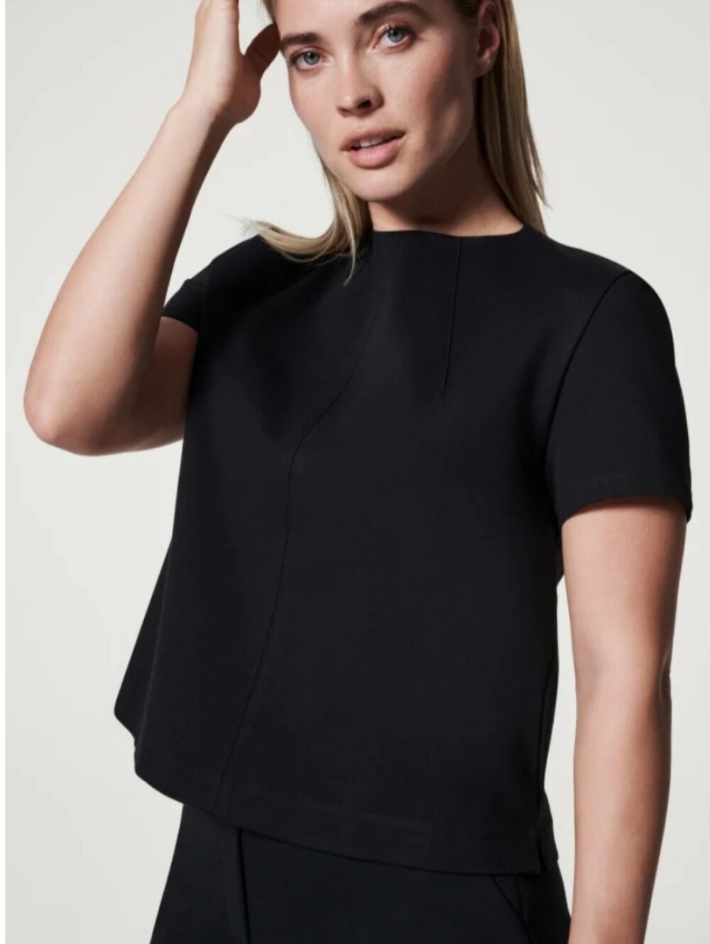 SPANX The Perfect Funnel Neck Top